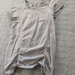 Ruched short sleeve grey striped athlete L tee